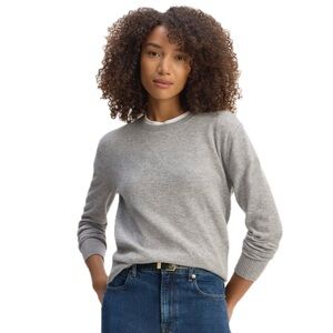 Everlane The Classic Crew Sweater In Light Heather Grey